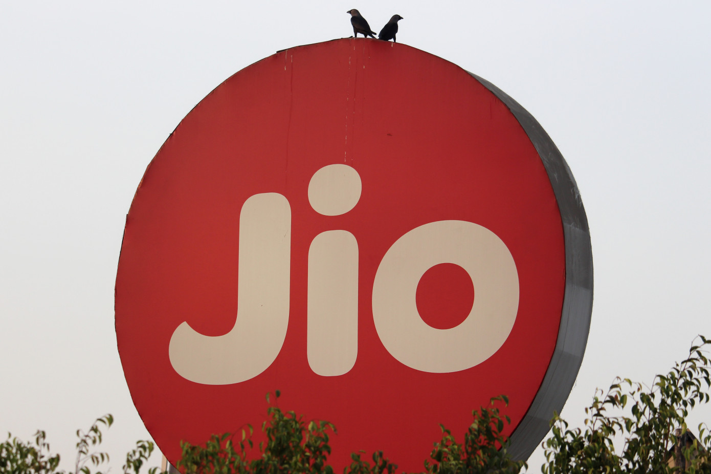 jio-airfiber-launched-in-india-know-plans-details