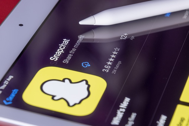 snapchat-crosses-200-mn-monthly-users-in-india-launches-ai-chatbot